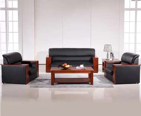 Executive 5 seater office sofa image 3