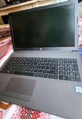 HP Laptop 250 G7 i3 black image 1
