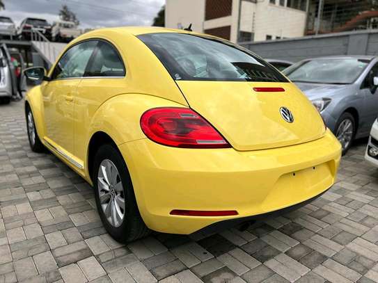 2015 Volkswagen beetle image 3