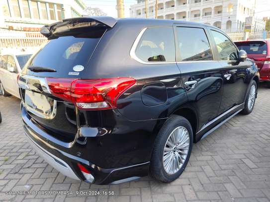 Mitsubishi outlander hybrid PHE 2017 black Sunroof image 10