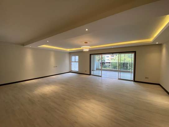 3 Bed Apartment with En Suite in Riverside image 3