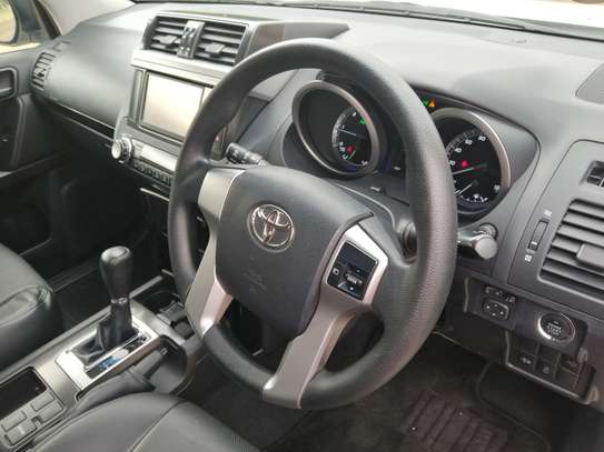 Toyota Prado diesel image 9