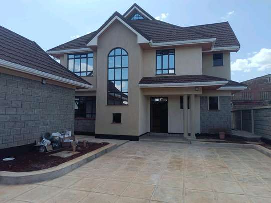 BAMBOO GARDENS ESTATE 5 BEDROOM HOUSE ON SALE image 1
