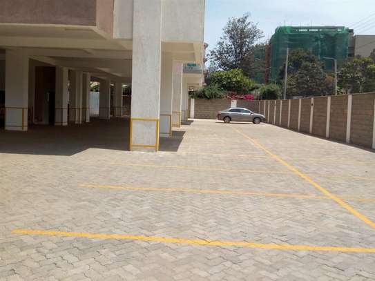 4 Bed Apartment with Swimming Pool in Kilimani image 11
