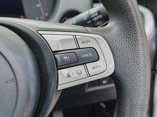 Honda fit 2020 1300cc 2wd image 5