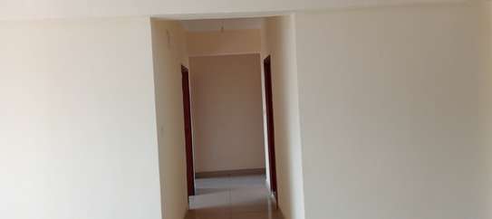 Serviced 3 Bed Apartment with En Suite in Syokimau image 3