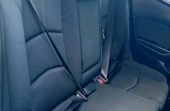 Mazda axela hatchback petrol ⛽️ image 9