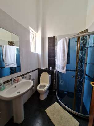 Furnished 3 Bed Apartment with En Suite in Nyali Area image 11