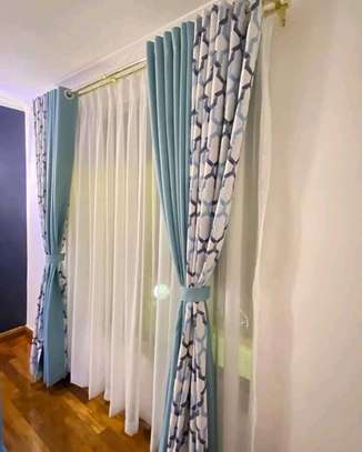 PRECISE LOVELY CURTAINS image 1