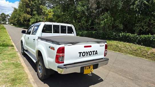 2013 TOYOTA HILUX DOUBLE CAB image 5