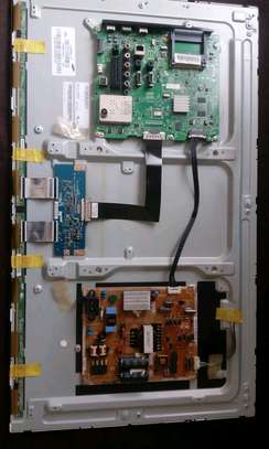 Tv $ Electronics Repair Technician image 1