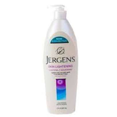 JERGENS SKIN LIGHTENING (LIGHTENS AND NOURISHES) image 1