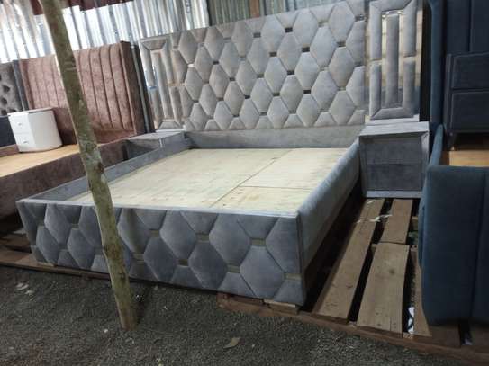 King Bed 6*6 classic image 1