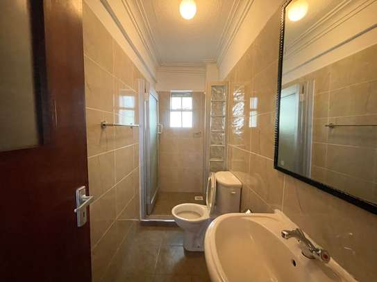 2 Bed Apartment in Westlands Area image 5