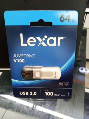Lexar Jumpdrive V100 USB 3.0 Flash Drive 64GB Grey/White image 1