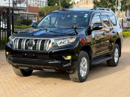 Toyota Land Cruiser Prado black interior 2018 model image 1