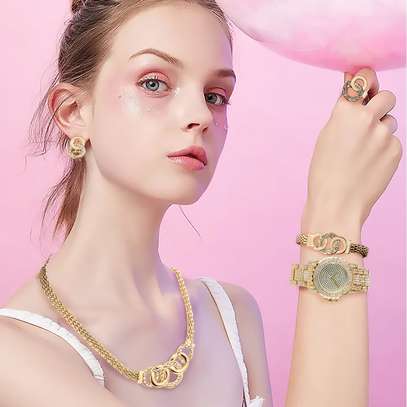 Diamond luxury golden jewelry ladies gift set   5 in 1 image 3