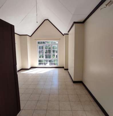 4 Bed Townhouse with En Suite at Langata image 13