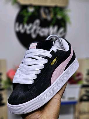 Adidas campus unisex shoes image 2