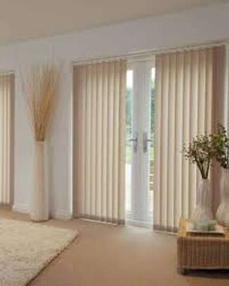 Window blinds available in different colors,Free instalation image 13