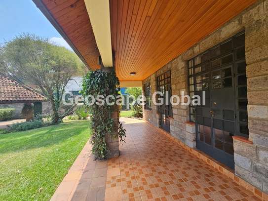 5 Bed House in Nyari image 20