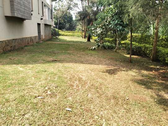 5 Bed Townhouse with En Suite in Lower Kabete image 14