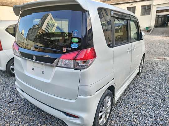 Suzuki Solio 2015 image 8