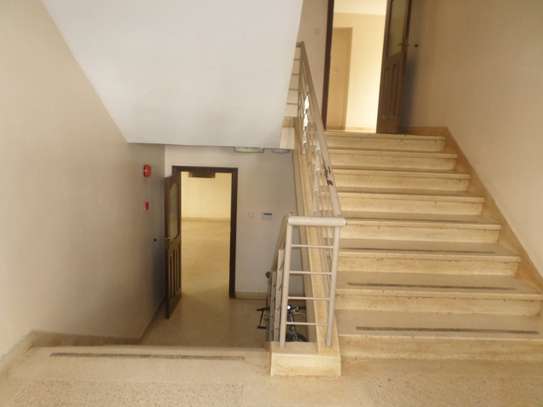 3 Bed Apartment with Balcony at Kilimani image 18