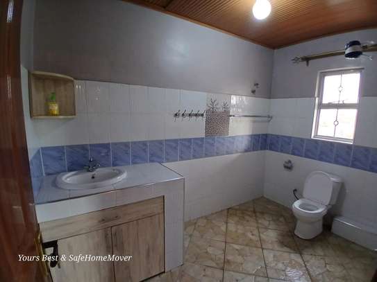 Syokimau 4 Bedroom Maisonette  All Ensuite image 8