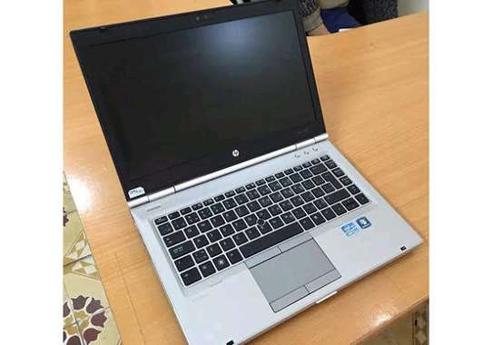 HP EliteBook 8470p Intel Core i5 3230M (2.60GHz) 4GB Memory 320GB HDD 14.0″ Notebook image 2