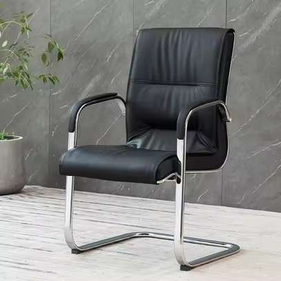 Guests' Office Chair image 5
