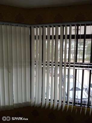 NICE VERTICAL OFFICE BLINDS image 1