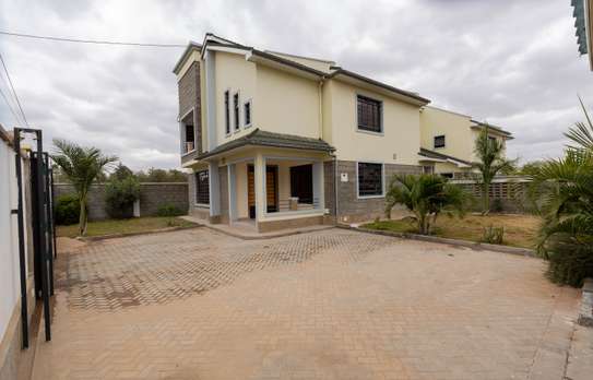 5 Bed House with En Suite at Kitengela image 1