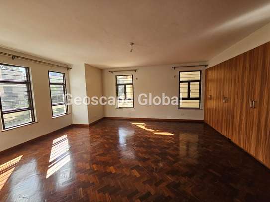 5 Bed Townhouse with En Suite in Kileleshwa image 17