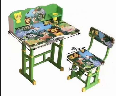 Kids desk And Seat: Pink Kids Desk And  Seat  in Homabay image 5