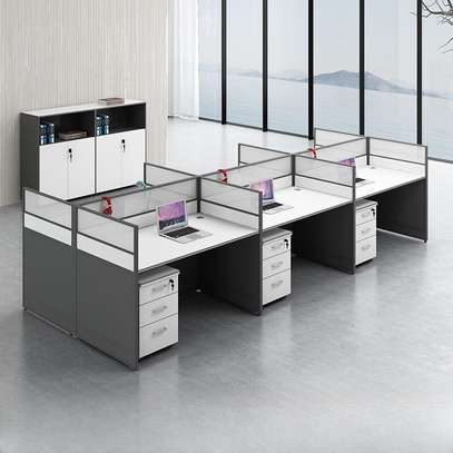 Workstations: 6-User Workstation image 7
