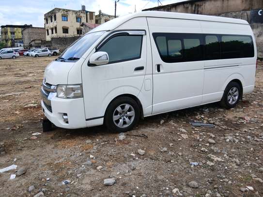 Toyota Hiace 9L image 3