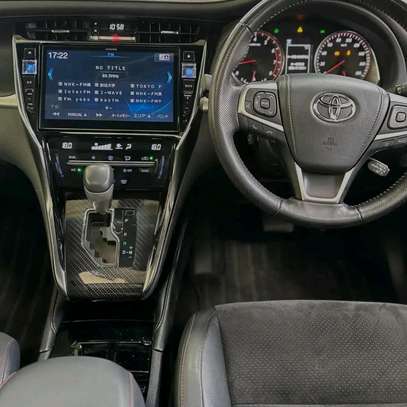 Toyota Harrier pearl image 6