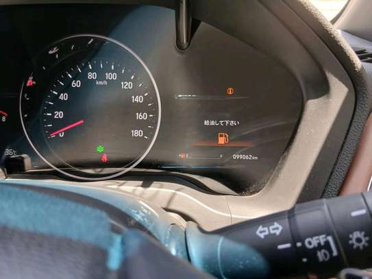Honda vezel blue 2019 image 11