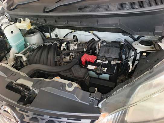 Nissan NV200 image 7