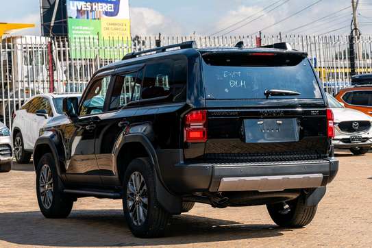 2024 Toyota landcruiser Prado  j250 ZX image 9
