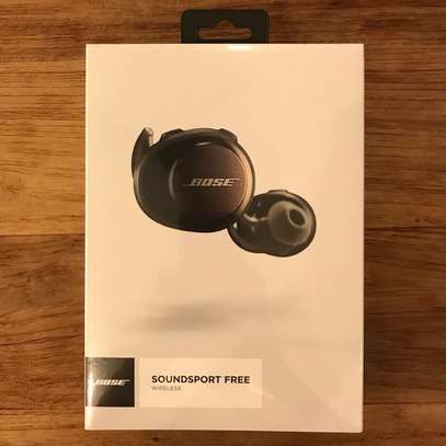 Bose SoundSport Free Truly Wireless Sport Headphones image 4