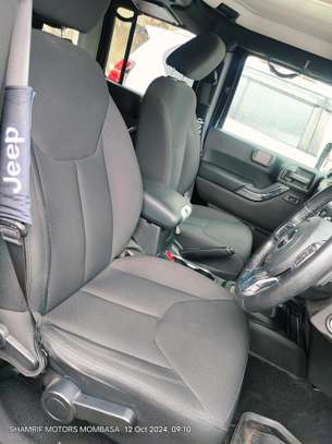 Jeep wrangler Sahara sport 2018 image 6