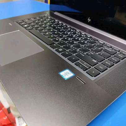 HP ZBook Studio G4 Core i7 4GB NVIDIA @ KSH 55,000 image 4