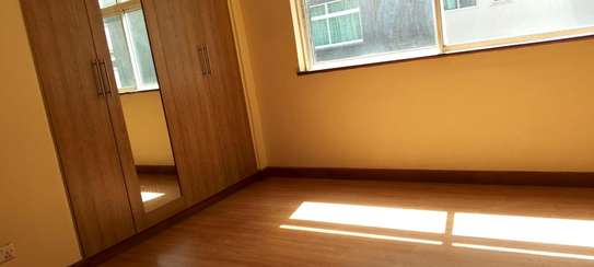 Serviced 3 Bed Apartment with En Suite in Kileleshwa image 12