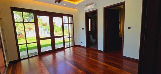 6 Bed House with En Suite at Panafrican Road image 11