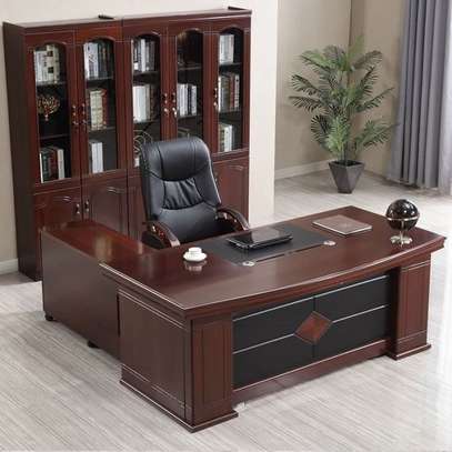 Office Desk: Red 1800mm Executive Office Mahogany Desk image 2