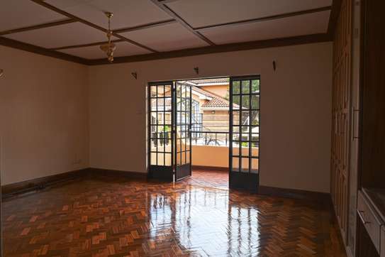 4 Bed House with En Suite in Riara Road image 20