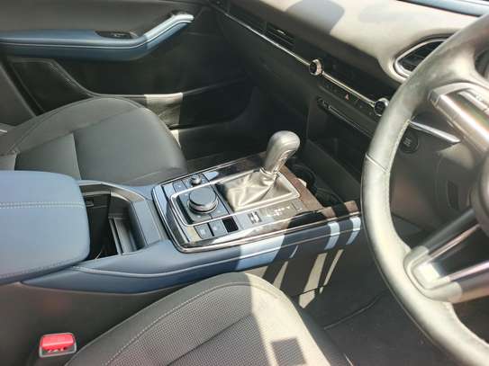 Mazda Cx -30 image 12