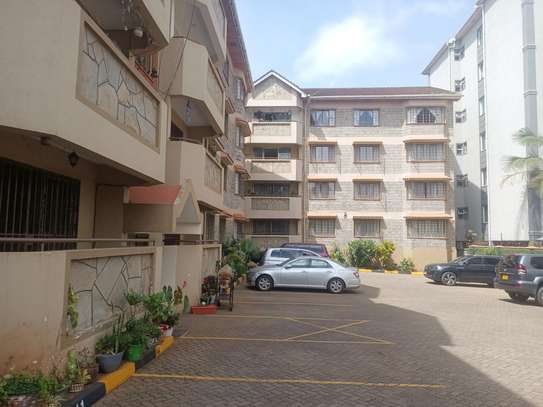 4 Bed Apartment with En Suite at Off Rhapta Road image 1
